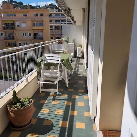 2 Pieces , Centre , Emplacement Ideal , *