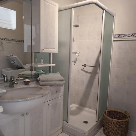 Apartmán 2 Pieces , Centre , Emplacement Ideal , *